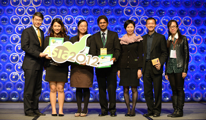 Asian Winners (from left): Brian Tang [Award Presenter from Credit Suisse], Natthaporn Kittiwithayakul [Thailand], Chan Lok Yee Kittie [Cambodia], Rachit Kumar Sharma [India], Dr. Jane Lee [Director, Hong Kong Sheng Kung Hui Welfare Council], Francis Ngai [CEO & Founder of Social Ventures Hong Kong, Doris Leung [Executive Director of Social Ventures Hong Kong]